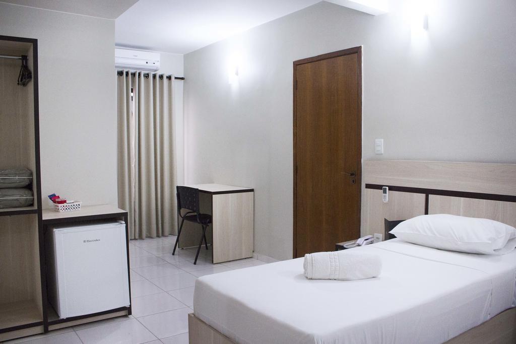 Hotel Mont Blanc Ceilandia Номер фото